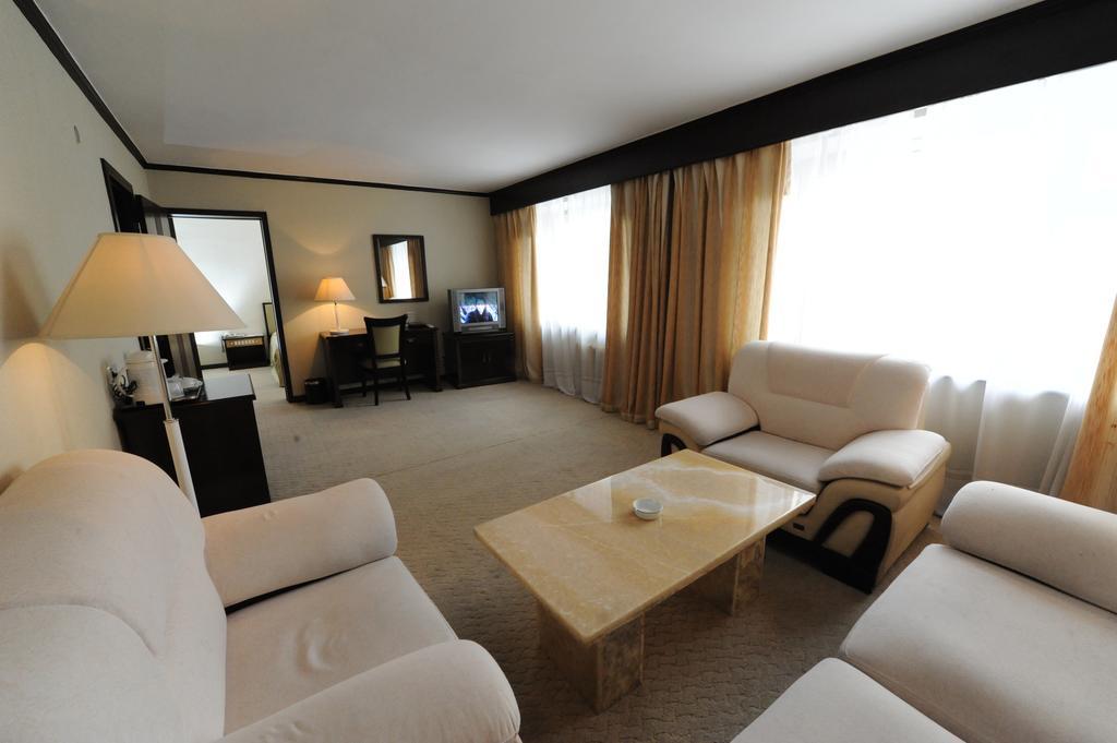 Flower Hotel Ulaanbaatar Værelse billede